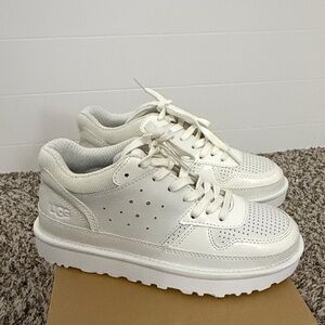 UGG W HIGHLAND SNEAKER